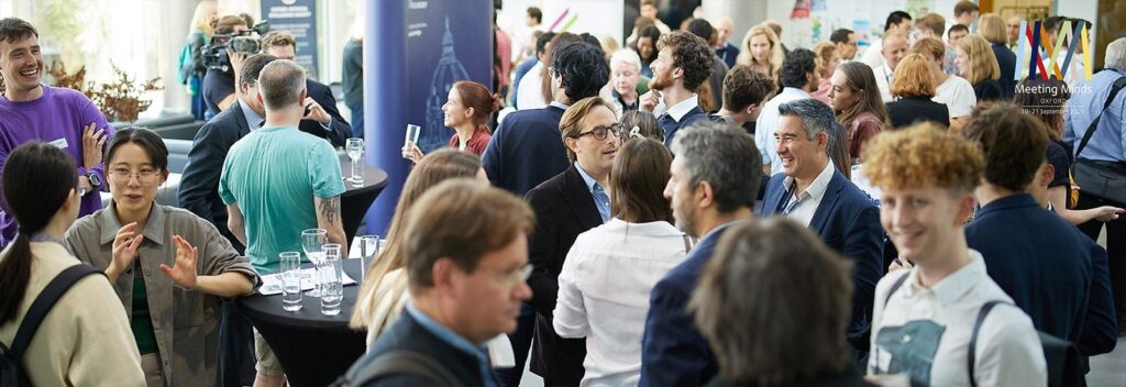 Clarendon Scholarship at University of Oxford (UK)